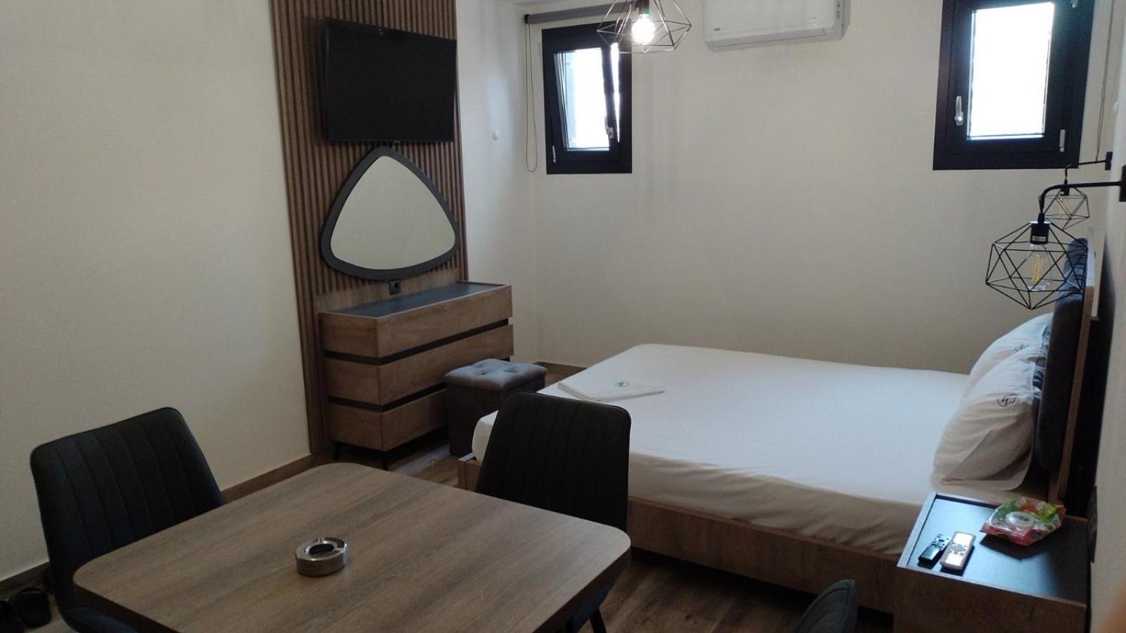 Blue Wave Luxury Suites Nea Iraklitsa ห้อง รูปภาพ