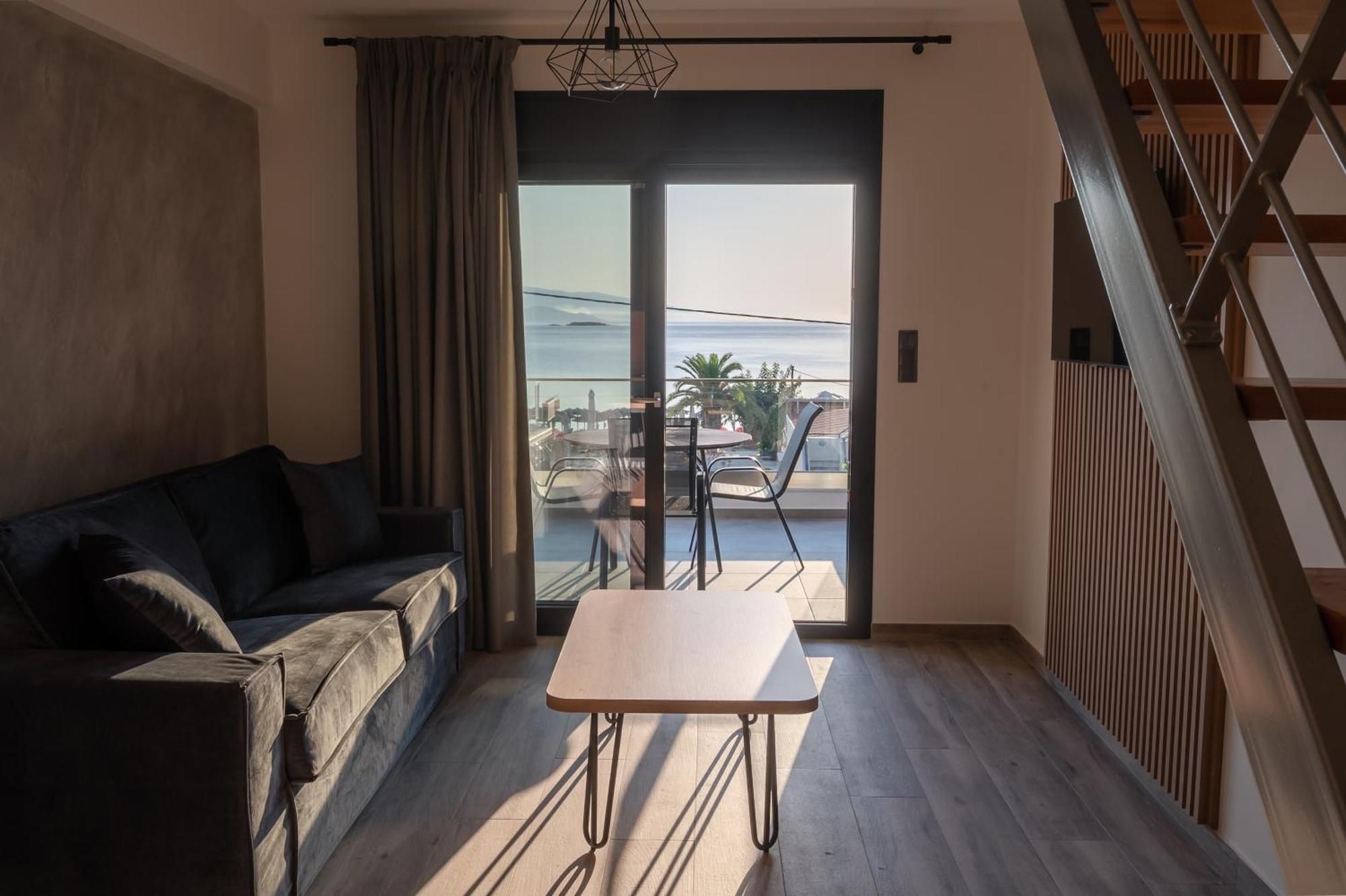 Blue Wave Luxury Suites Nea Iraklitsa ห้อง รูปภาพ
